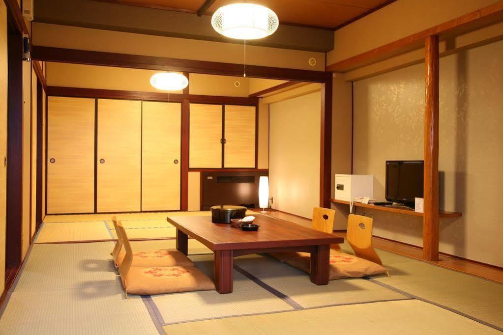 Hotel Kirishima Castle Exteriör bild